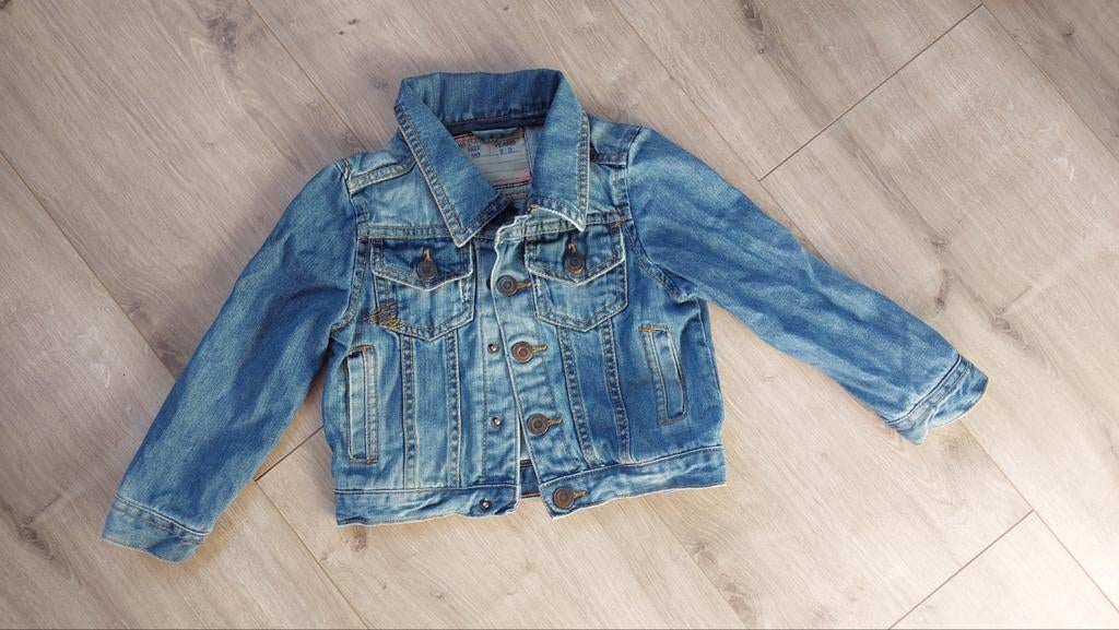 Spijkerjas 98, Kinderen en Baby's, Kinderkleding | Maat 98, Ophalen of Verzenden, Zo goed als nieuw, Meisje, Jas
