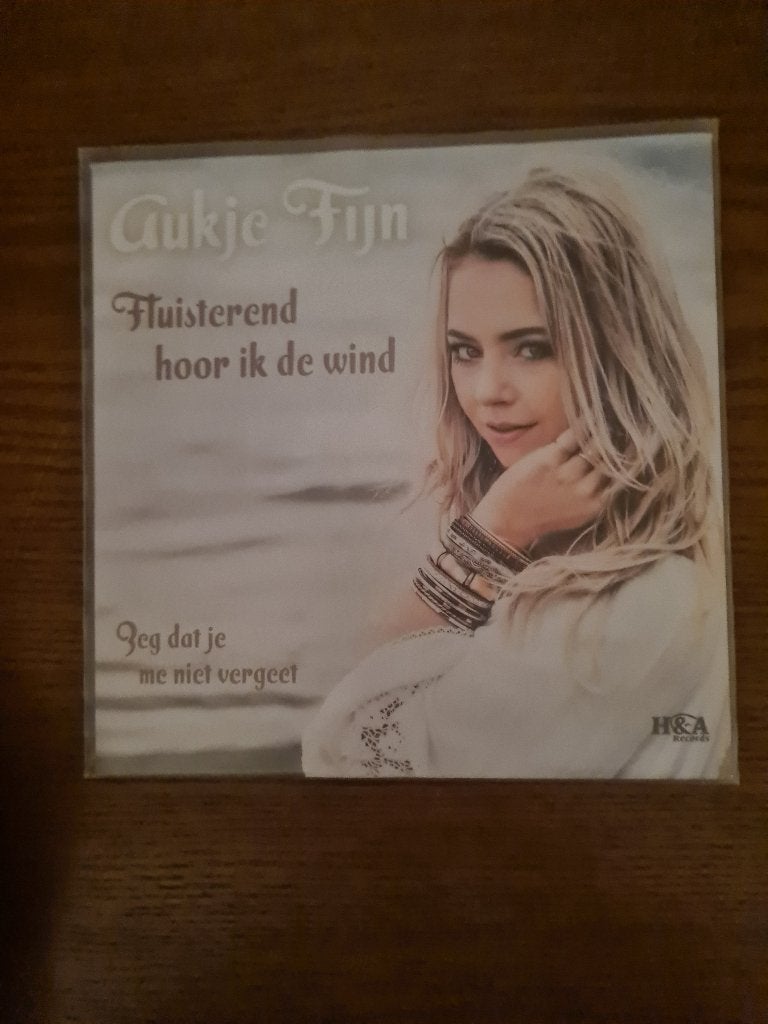 Aukje Fijn, Ophalen of Verzenden, Zo goed als nieuw, 7 inch, Levenslied of Smartlap