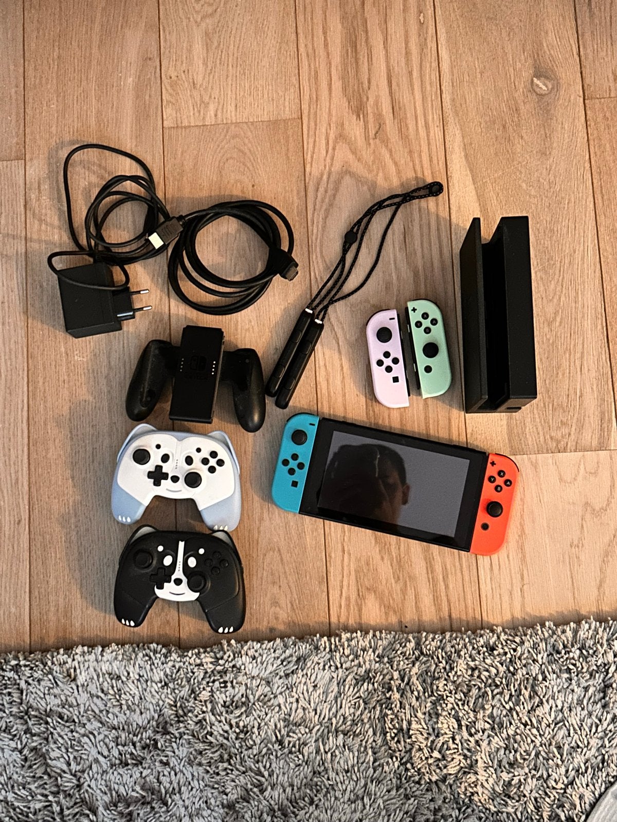 Nintendo Switch met extra controllers en accessoires, Spelcomputers en Games, Spelcomputers | Nintendo Switch, Gebruikt, Switch Original