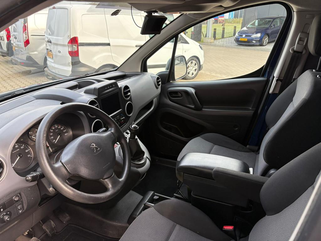 Peugeot Partner 122 1.6 BlueHDi Marge Auto Euro 6, Auto's, Bestelauto's, Voorwielaandrijving, Gebruikt, 4 cilinders, Blauw