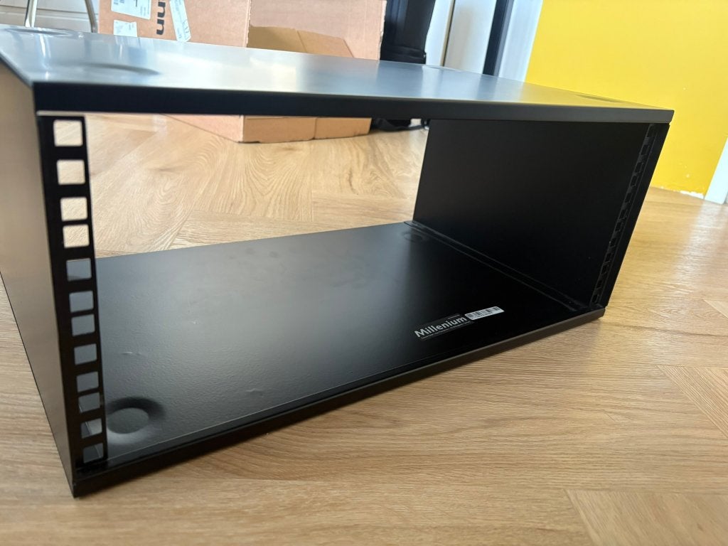 Millenium 19" Steel Box 4, Computers en Software, Serverkasten, Zo goed als nieuw, Ophalen