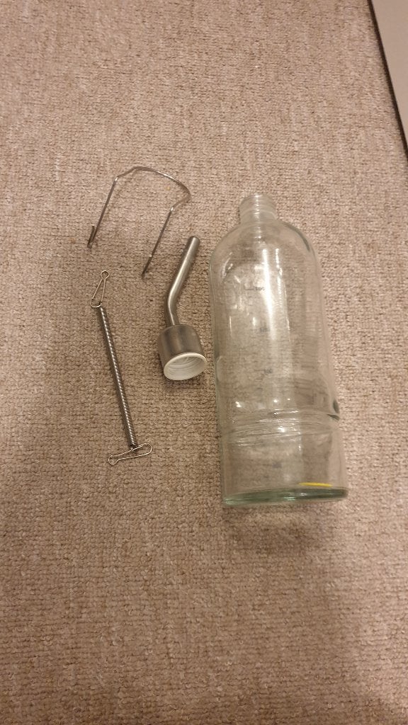 Glazen drinkfles, hooiruif, koelsteen, en voerbakken, Ophalen, Gebruikt, Overige typen