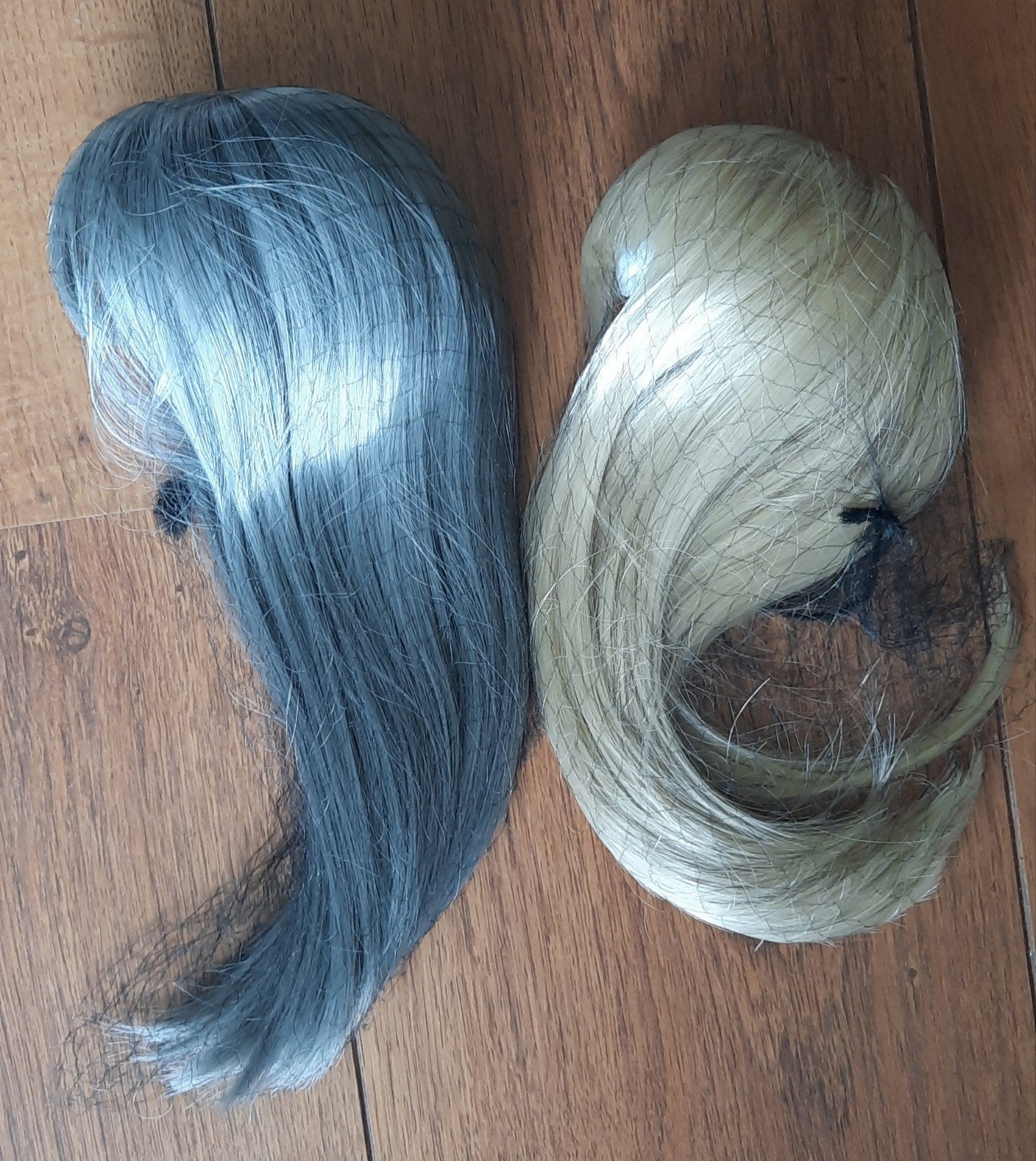 2 mooie nieuwe pruiken voor bjd blythe/ big head dolls, Ophalen of Verzenden, Nieuw, Kleertjes