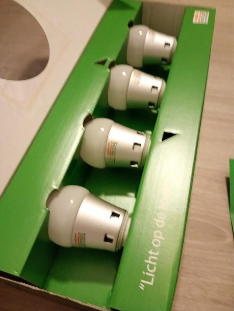 4 Nieuwe LED Lampen - Energiezuinig en Duurzaam, Ophalen of Verzenden