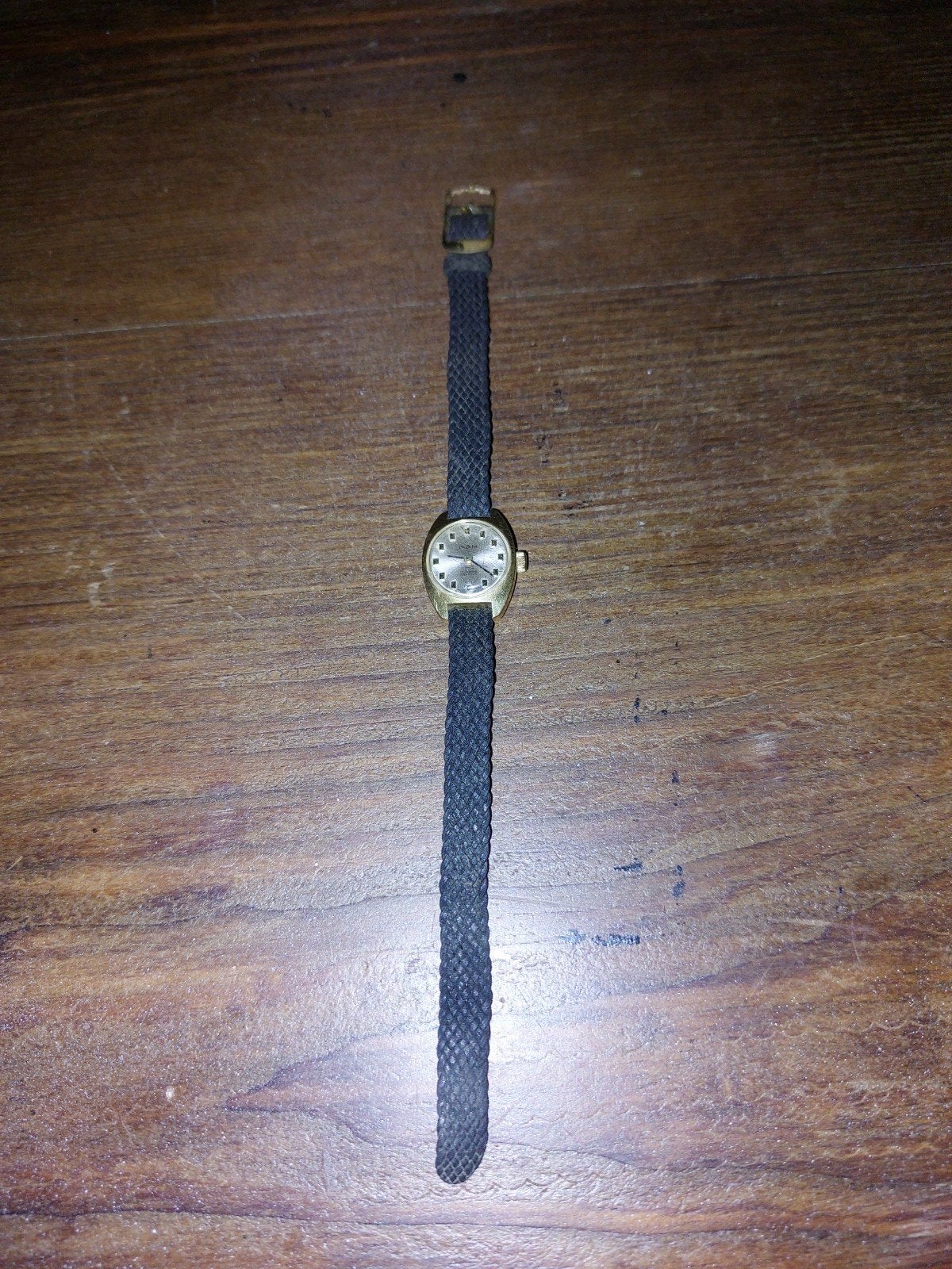 Vintage Ferta Dames Polshorloge Goudkleurig met Zwart Bandj, Overige materialen, Gebruikt, Polshorloge, Overige materialen