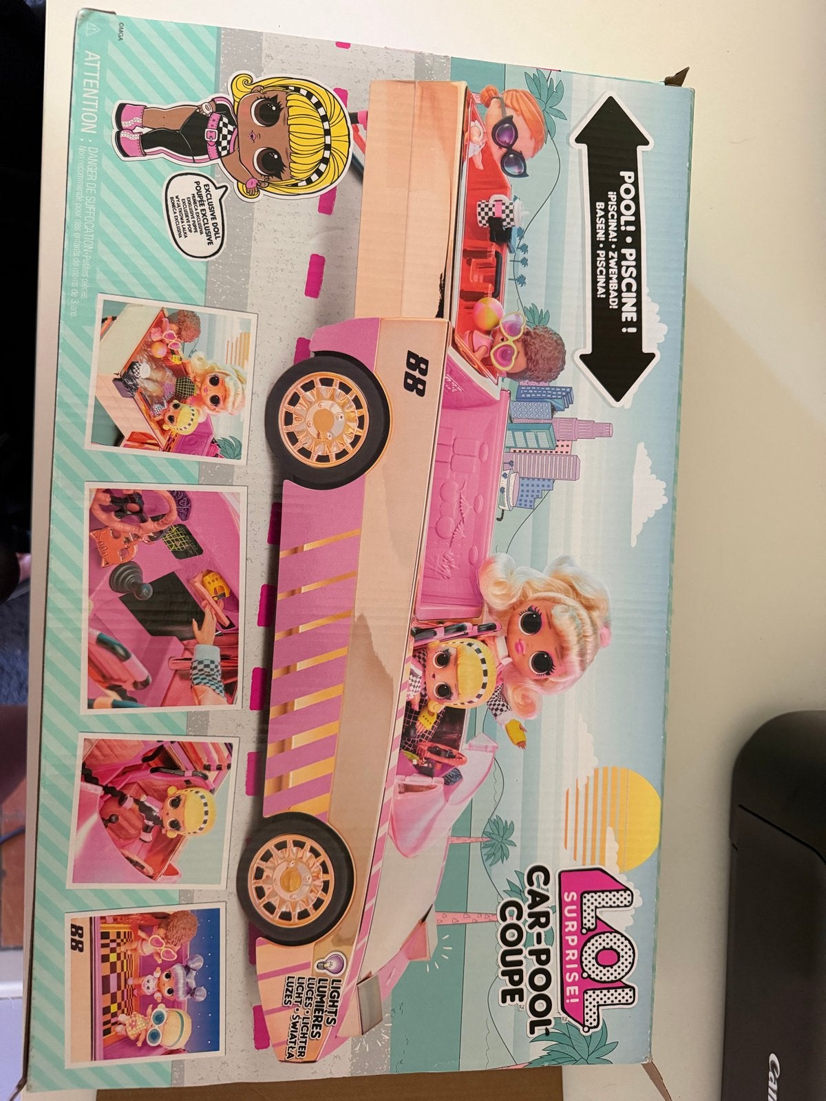 L.O.L. Surprise! O.M.G. Auto met afneembare auto, Kinderen en Baby's, Speelgoed | Speelgoedvoertuigen, Ophalen of Verzenden, Zo goed als nieuw