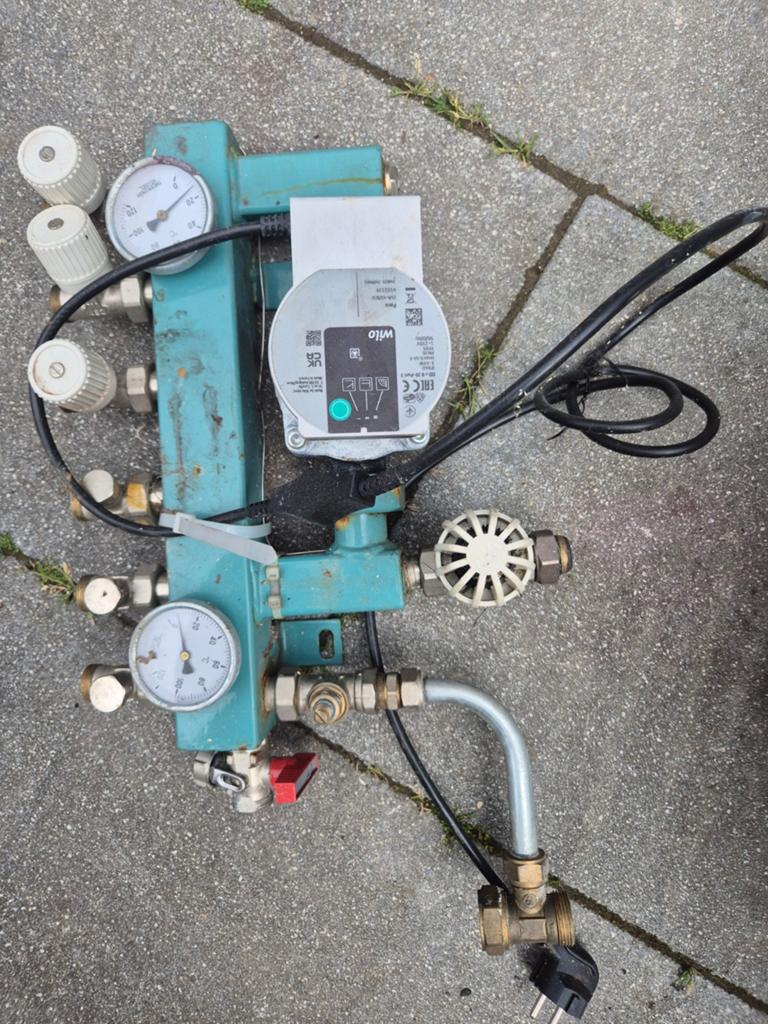 Wilo Para vloerverwarming verdeler, Ophalen, Gebruikt, Minder dan 200 watt, Overige typen