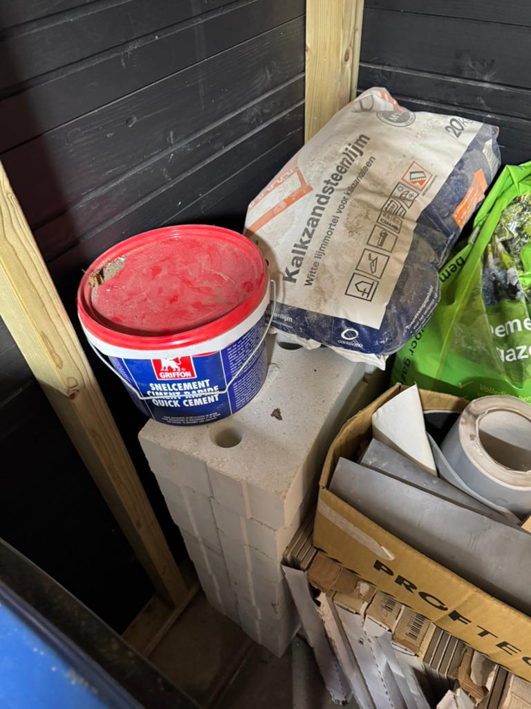 16 kalkzandsteen lijmblokken +20kg kz lijm en 6kg snelcement, Ophalen, Nieuw, Kalkzandstenen