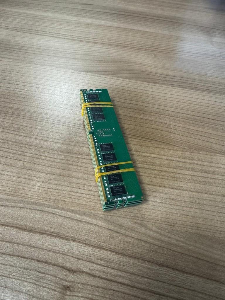 4x Computer geheugen DDR4 SDRAM (16 GB) voor server, Computers en Software, RAM geheugen, Gebruikt, Server, 16 GB, DDR4, Ophalen of Verzenden