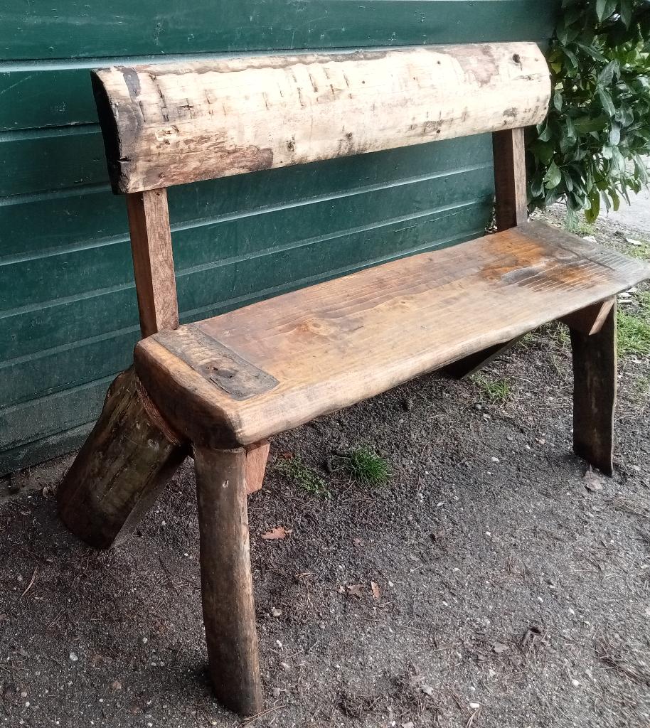 IGS DEGELIJKE TUINBANK VAN BOOMSTAMMEN EN HARDHOUT, Tuin en Terras, Ophalen, Gebruikt, Hout