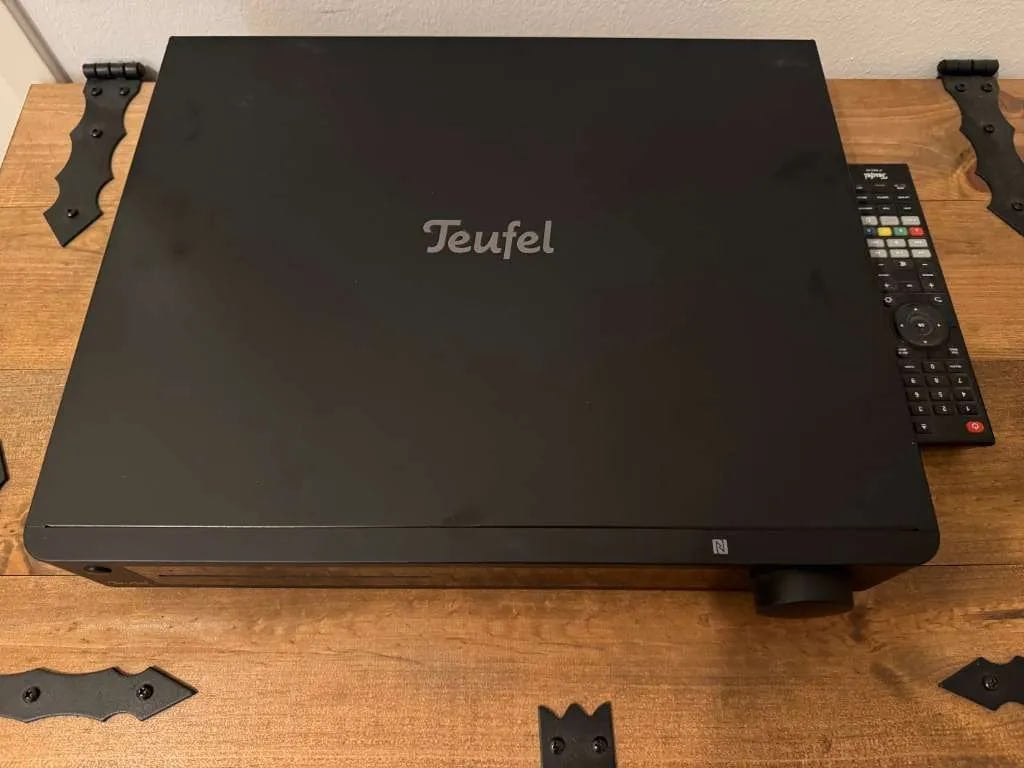 Surroundsystem 5.1 Teufel IP 8000 inkl. Bluray Player