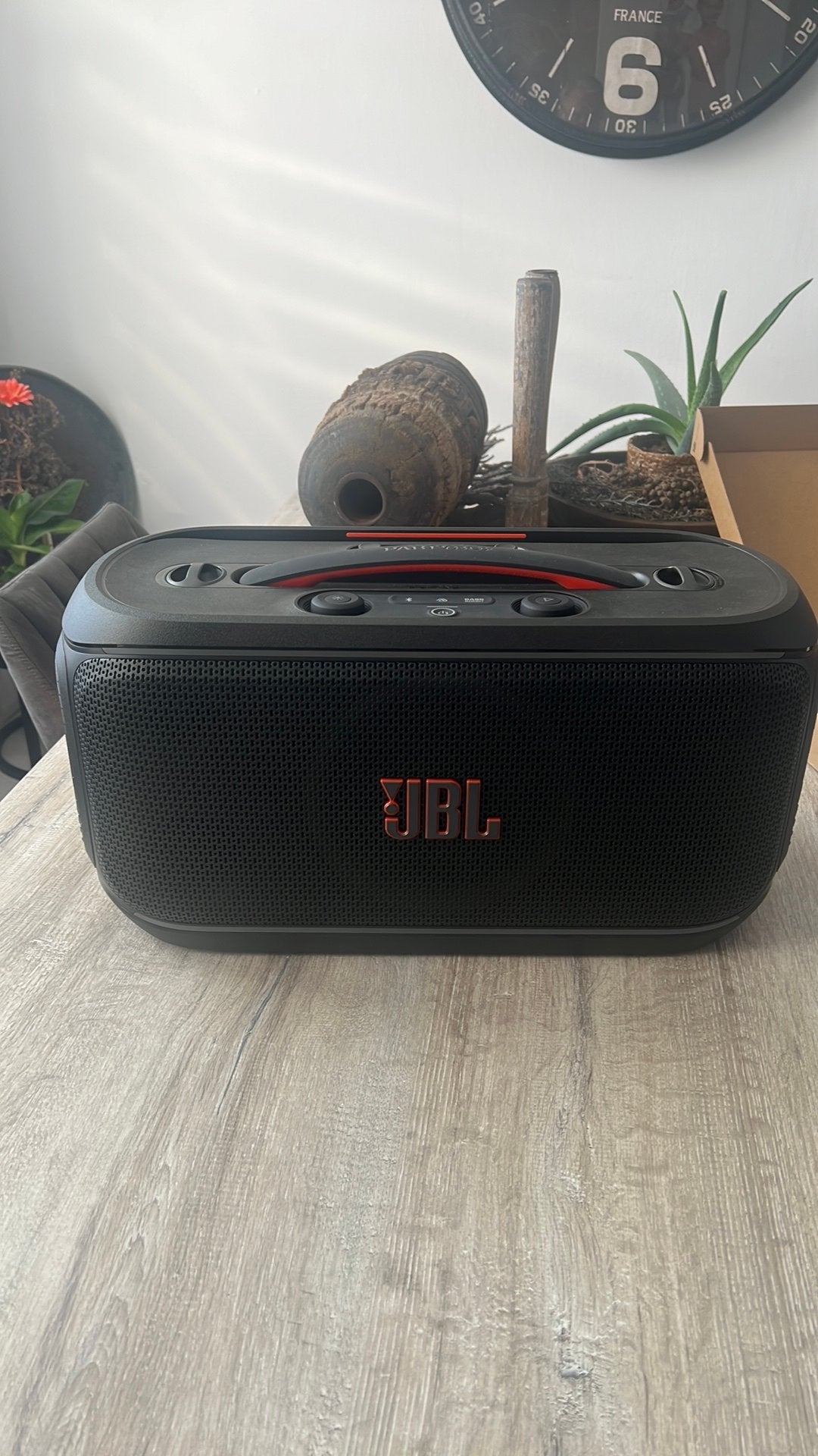PARTYBOXON-THE-GO2, Ophalen, Zo goed als nieuw, JBL