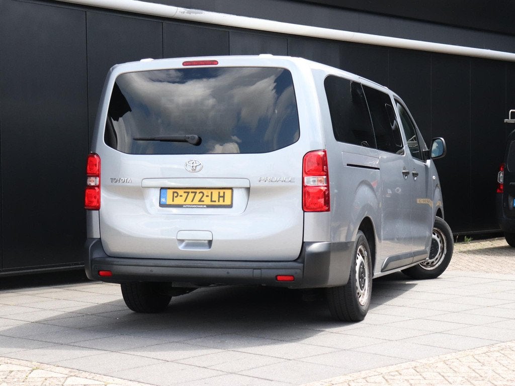 Toyota PROACE Shuttle 1.5 D-4D Cool Long | 9 PERS. | CRUISE, Auto's, Toyota, Voorwielaandrijving, Gebruikt, Euro 6, ProAce