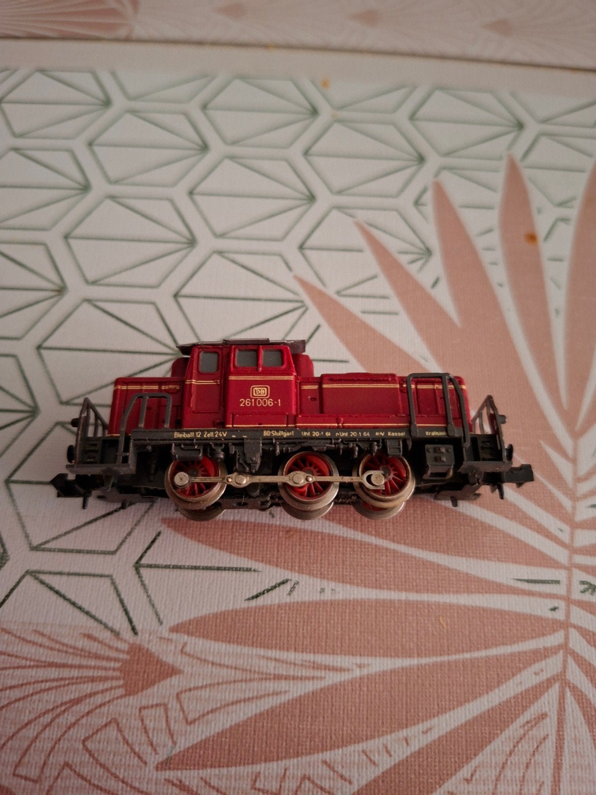 Fleischmann DB 261 006-1 Locomotief met 4 wagons, Ophalen of Verzenden