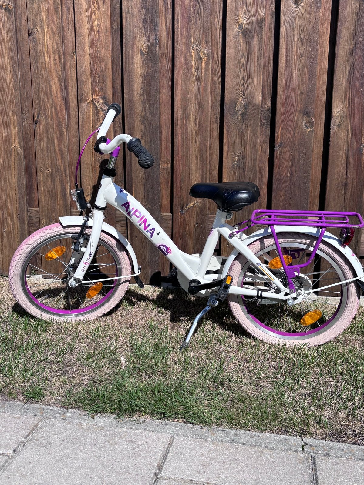 Alpina kinderfiets 16 inch - Wit/Paars, Ophalen, Gebruikt, Velgrem, 16 tot 20 inch