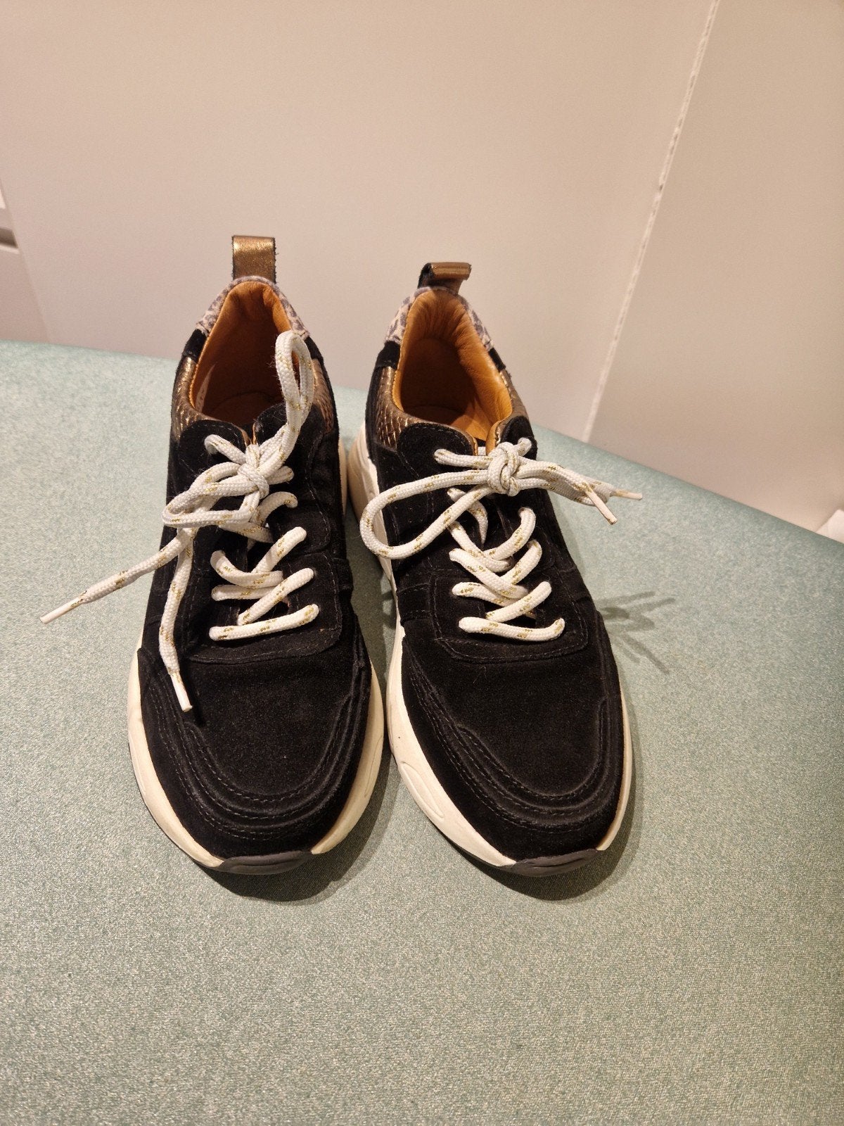 Manfield schoenen maat 37 - Zo goed als nieuw, Zwart, Ophalen of Verzenden, Manfield, Sneakers of Gympen