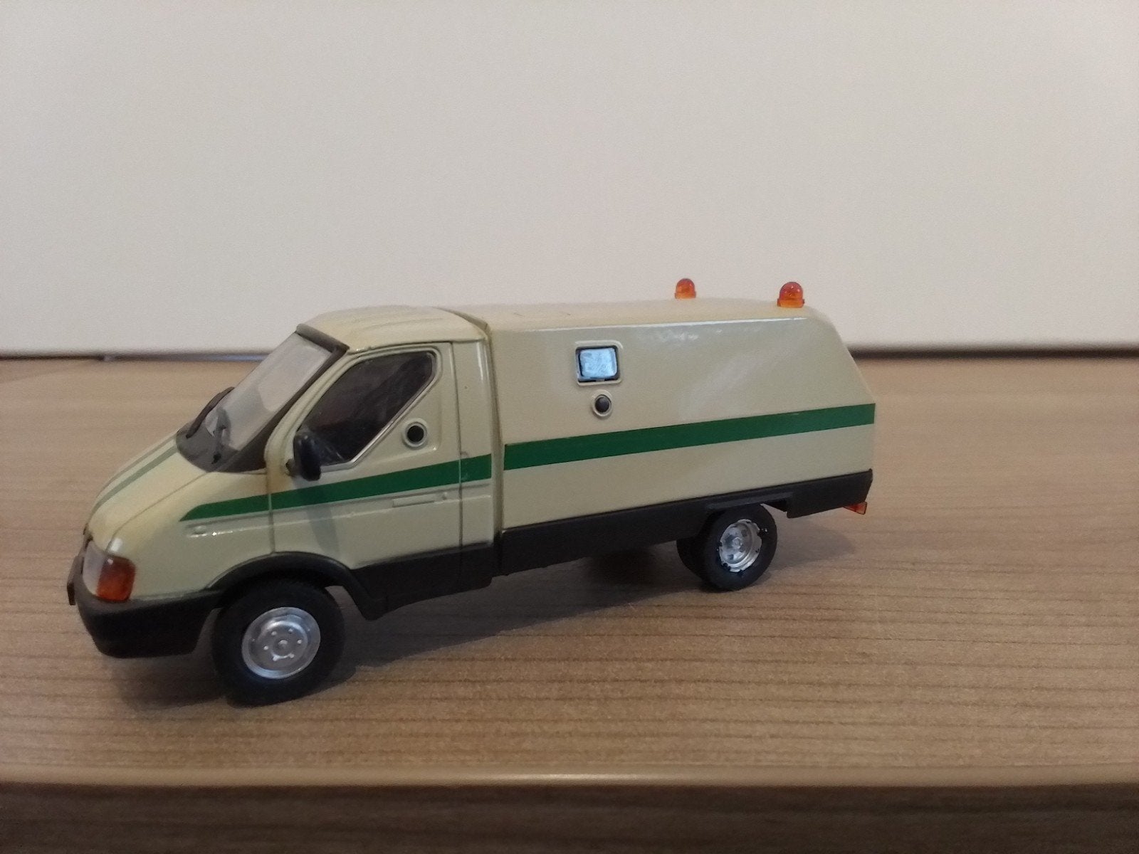 D Agostini.  GELDWAGEN., Ophalen of Verzenden, Zo goed als nieuw, Tractor of Landbouw, Overige merken