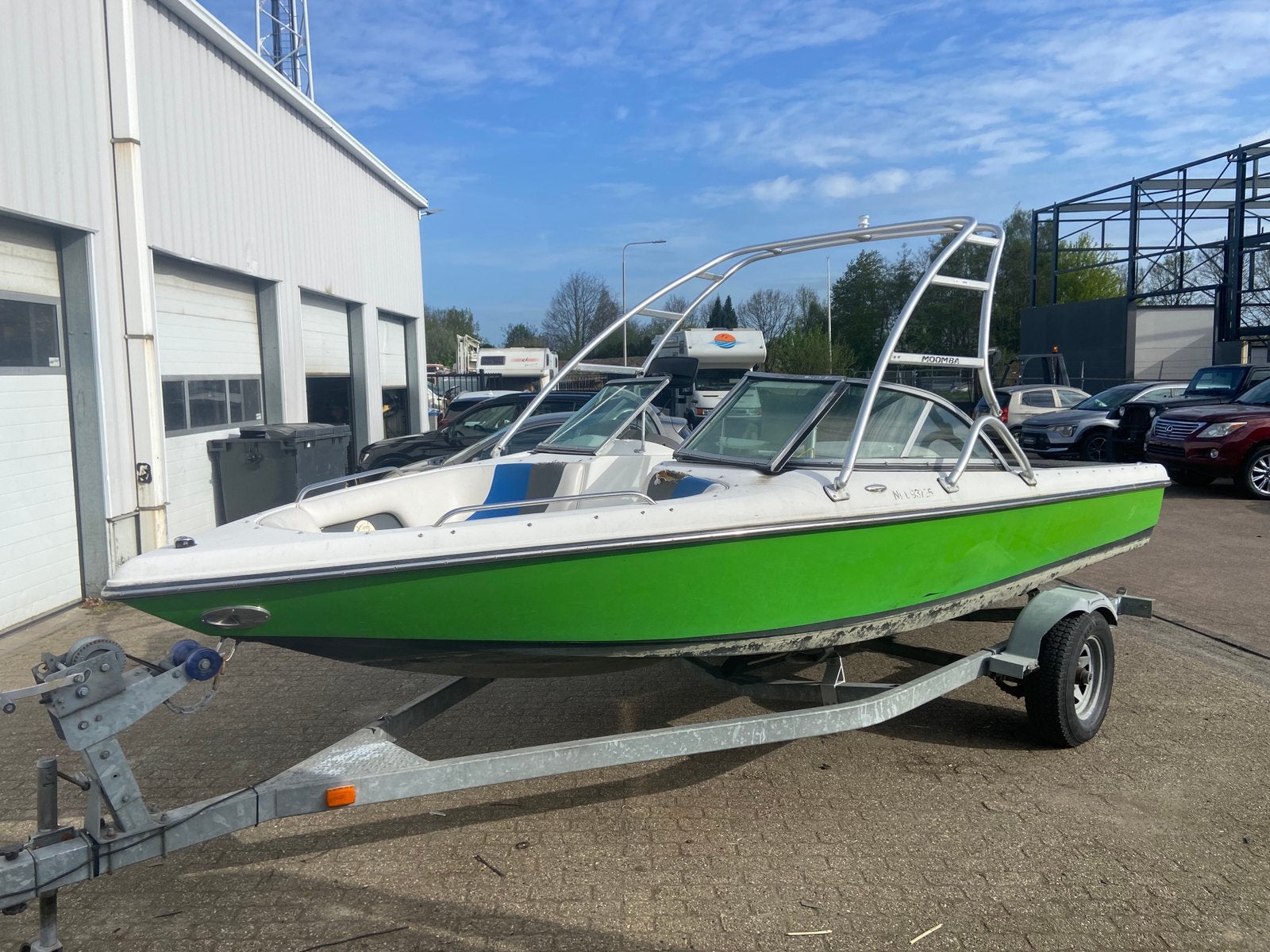 Moomba Outback - Wakeboardtower - trailer - excl motor -, Watersport en Boten, Speedboten, Ophalen, Overige merken, Gebruikt, Binnenboordmotor