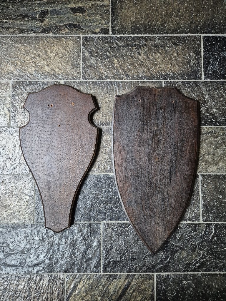 2 Trofeeplanken Edelhert/Roodwild/Taxidermie samen €17.50, Ophalen of Verzenden, Gebruikt, Hert, Gewei of Kop