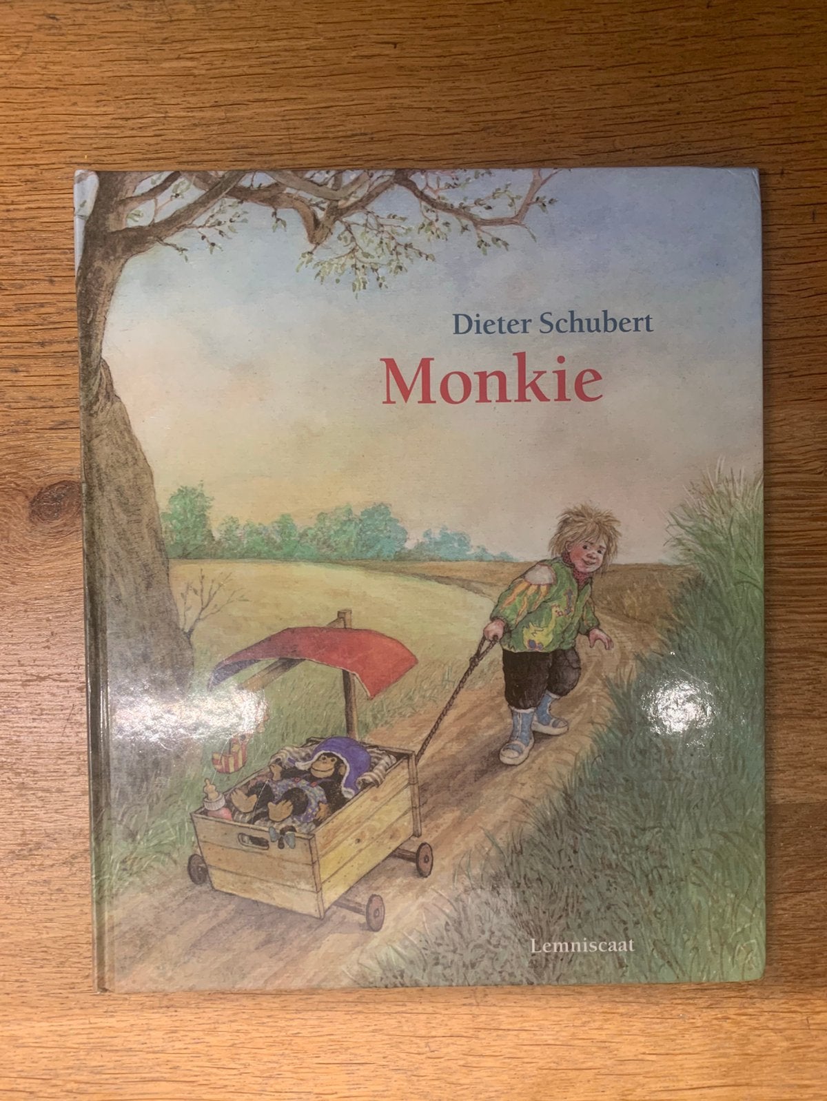 Prentenboek Monkie, Ophalen, Zo goed als nieuw