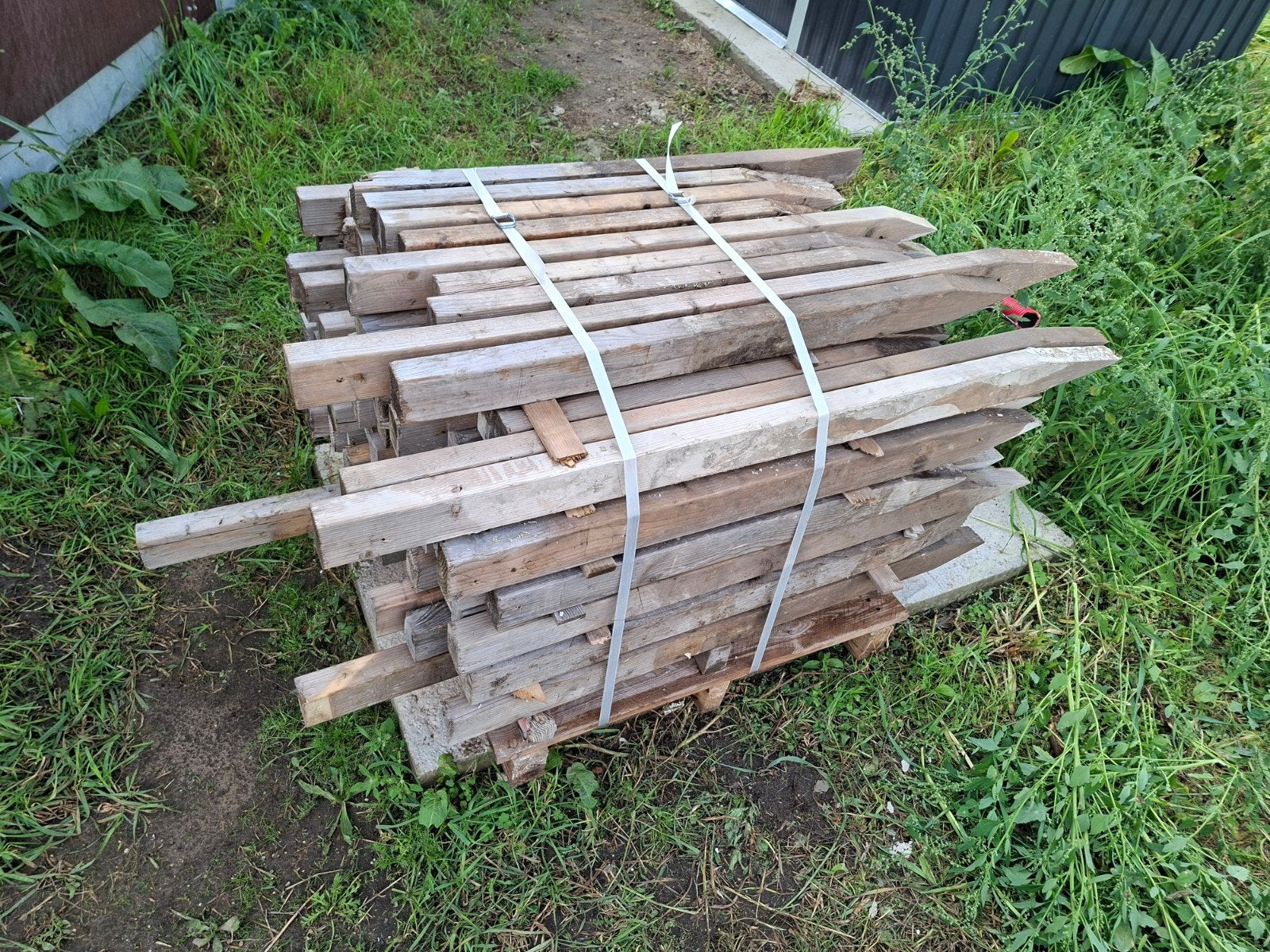 Houten piketpalen / piketten / uitzetpalen 45x69mm, ca. 70cm, Doe-het-zelf en Verbouw, Ophalen, Gebruikt, Overige typen, 50 mm of meer