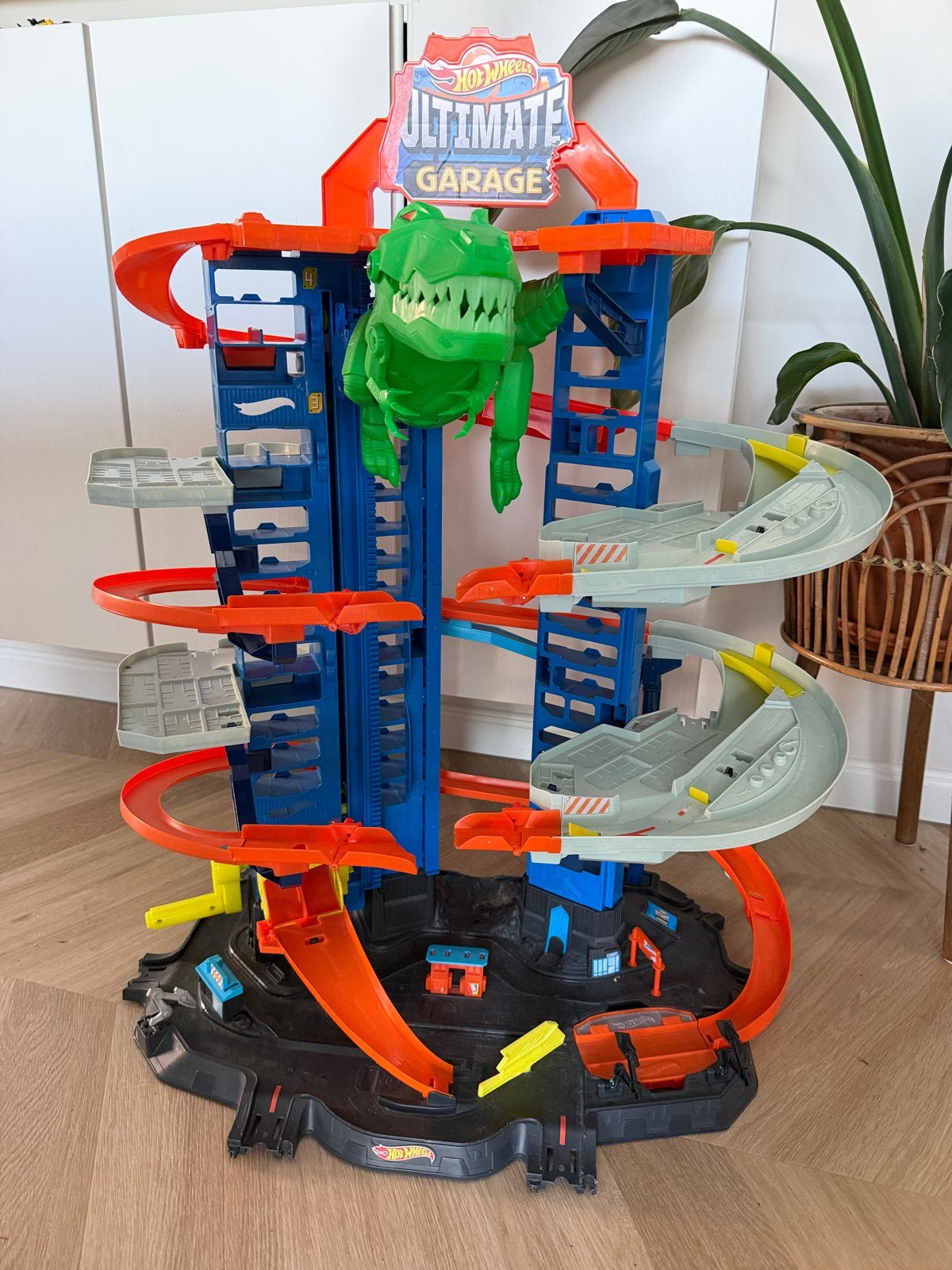 Hot Wheels Ultimate Garage met T-Rex, Ophalen, Gebruikt, Jongen of Meisje