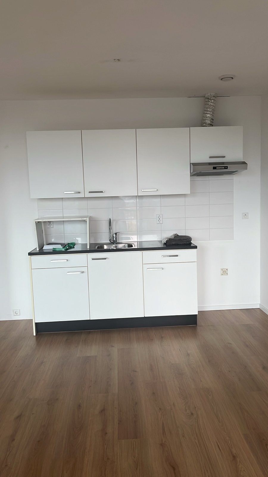 Compacte witte keuken met afzuigkap en spoelbak, Ophalen, Gebruikt, Wit, Enkelwandige keuken