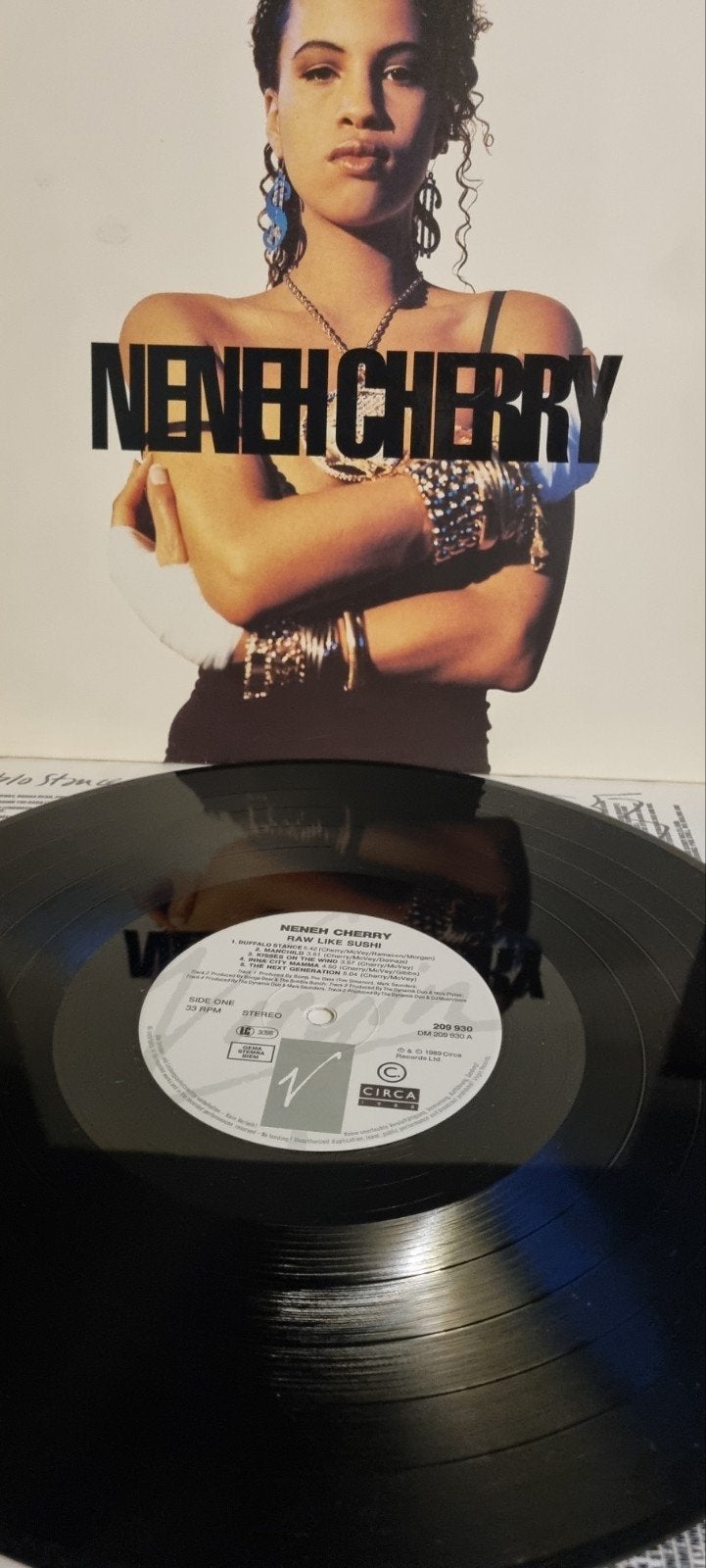 Neneh Cherry - Raw Like Sushi LP (1989), Cd's en Dvd's, Cd's | Hiphop en Rap, Ophalen of Verzenden, Gebruikt