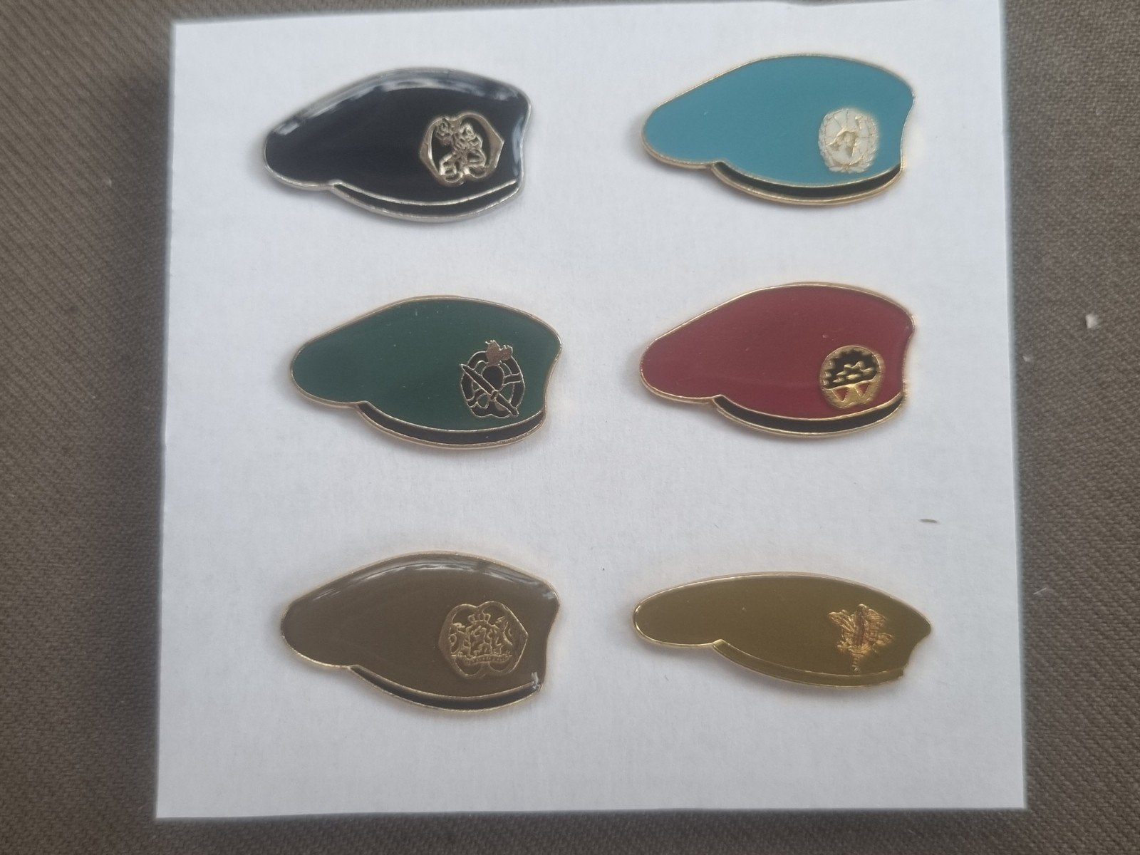 6 pinspeldjes diverse landmacht onderdelen, Ophalen of Verzenden, Landmacht, Nederland, Embleem of Badge