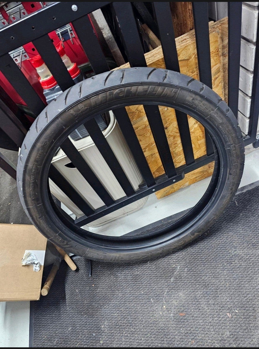 michelin anakee 3 90/90/21 dot 23 te koop, Ophalen of Verzenden