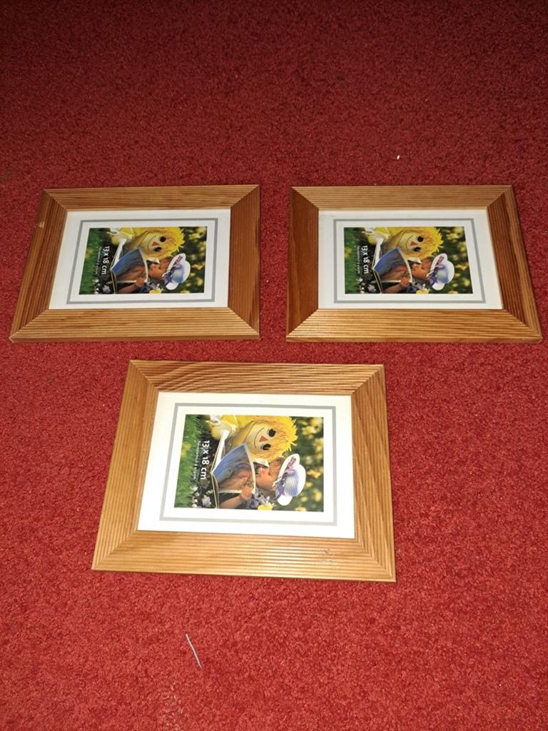3 Houten fotolijsten met paspetoe 23x28 hang/ Zetten, Huis en Inrichting, Minder dan 50 cm, Gebruikt, Ophalen of Verzenden, Minder dan 50 cm