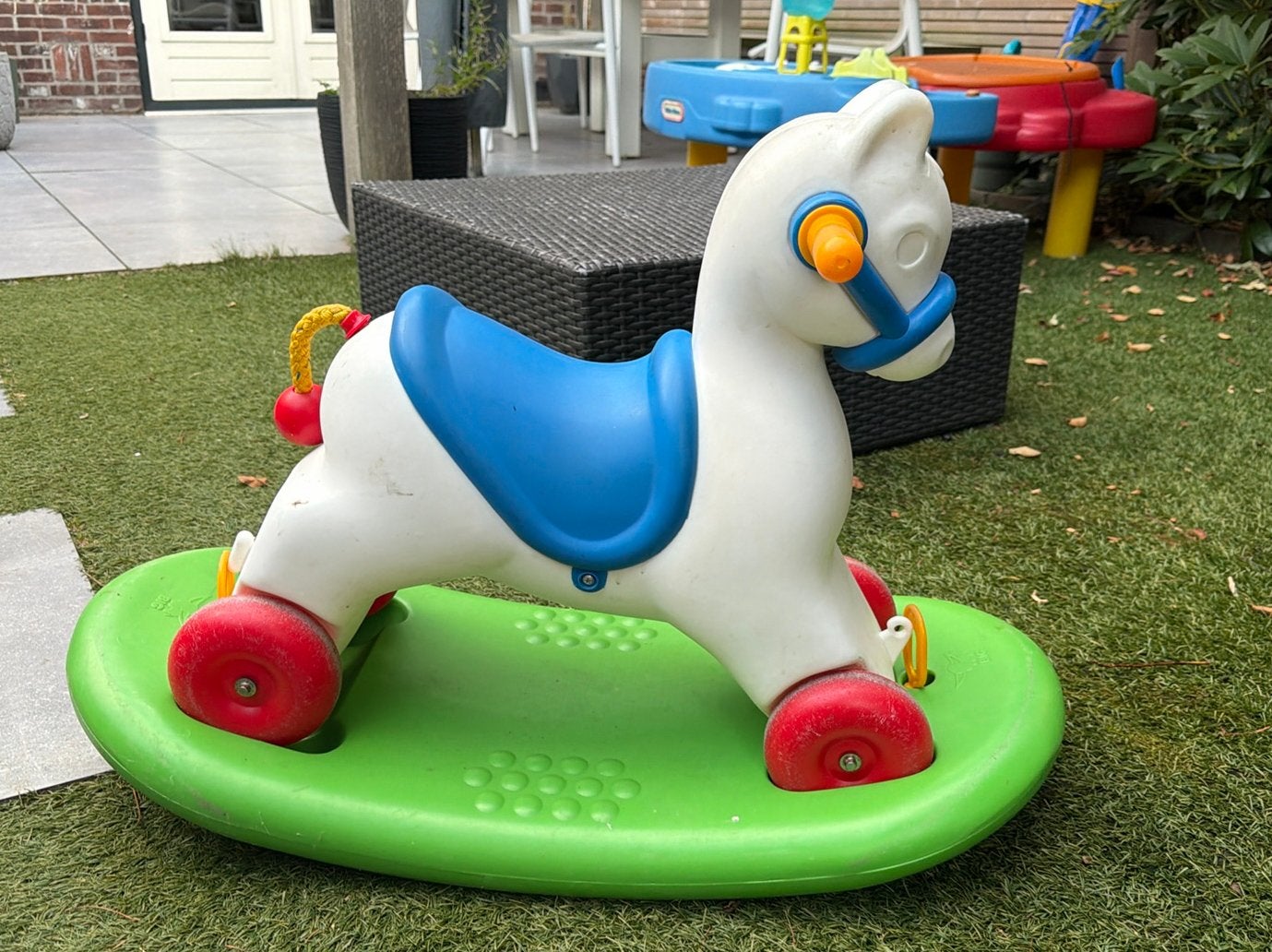 Afneembaar hobbelpaard - plastic playskool kunststof, Ophalen, Gebruikt