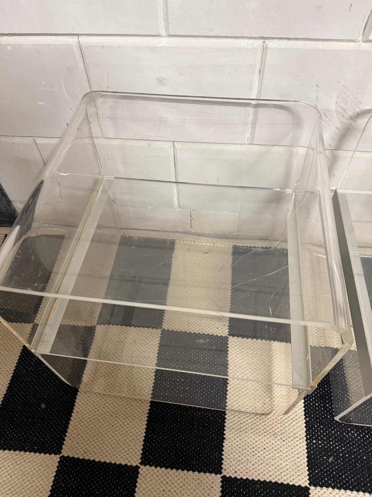 Vintage plexiglas space age nachtkastjes retro lucide, Ophalen, Kunststof, Gebruikt, Minder dan 45 cm