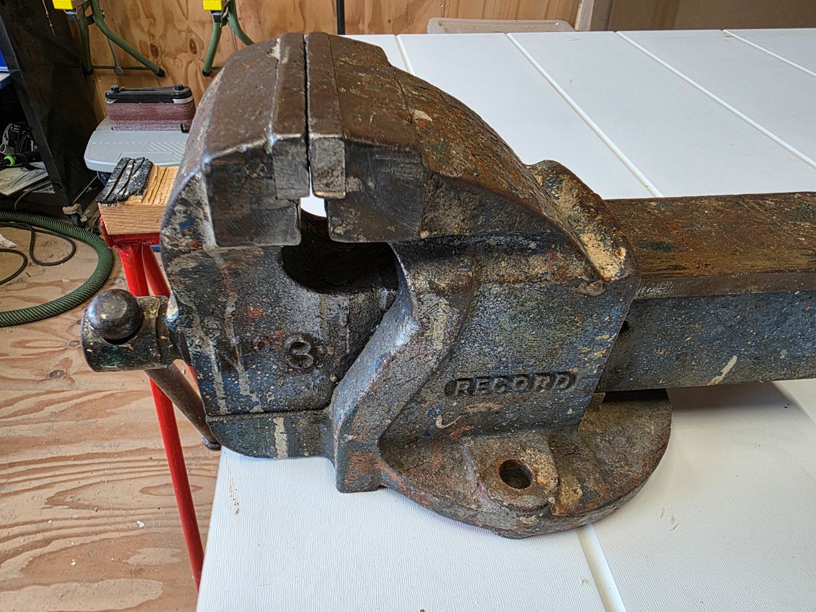 Robuuste Record bankschroef - 100mm breed, Doe-het-zelf en Verbouw, Gereedschap | Handgereedschap, Ophalen, Gebruikt, Bankschroef