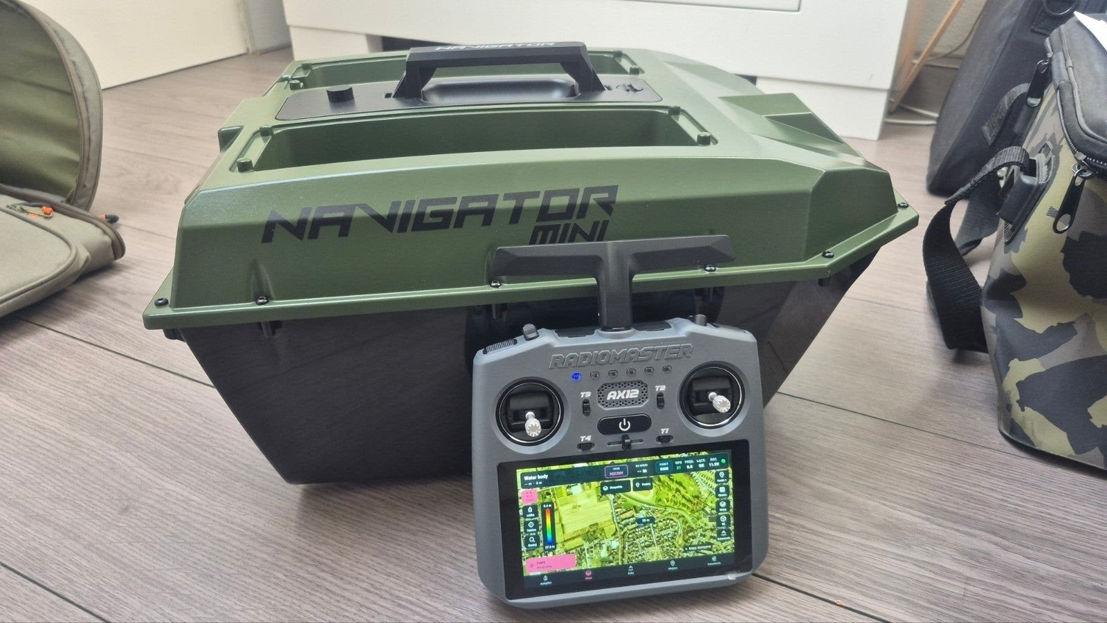 Voerboot installatie paket, Ophalen of Verzenden, Zo goed als nieuw