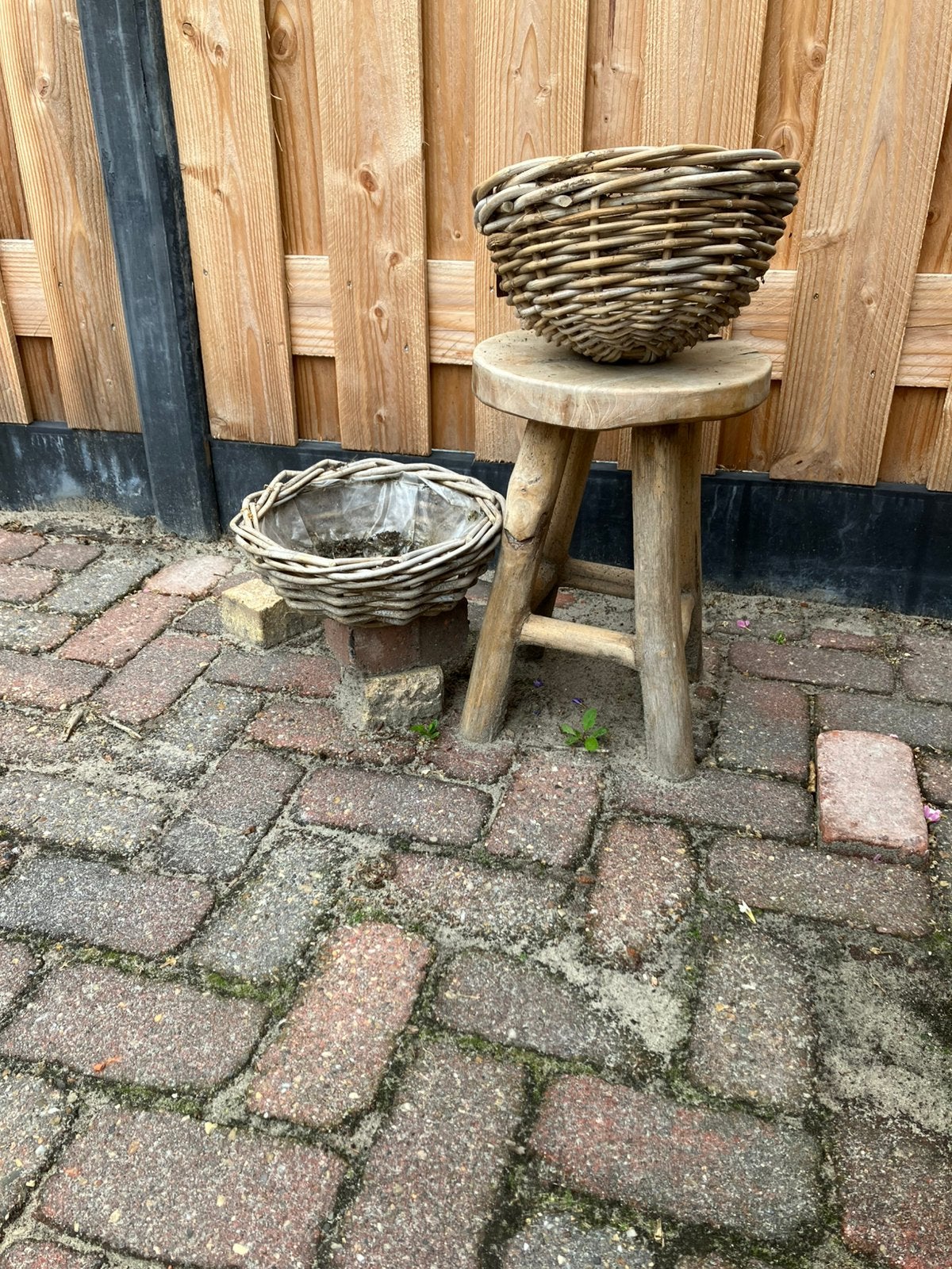 2 ratan bloemenmanden, Ophalen, Zo goed als nieuw, Rond, Minder dan 30 cm