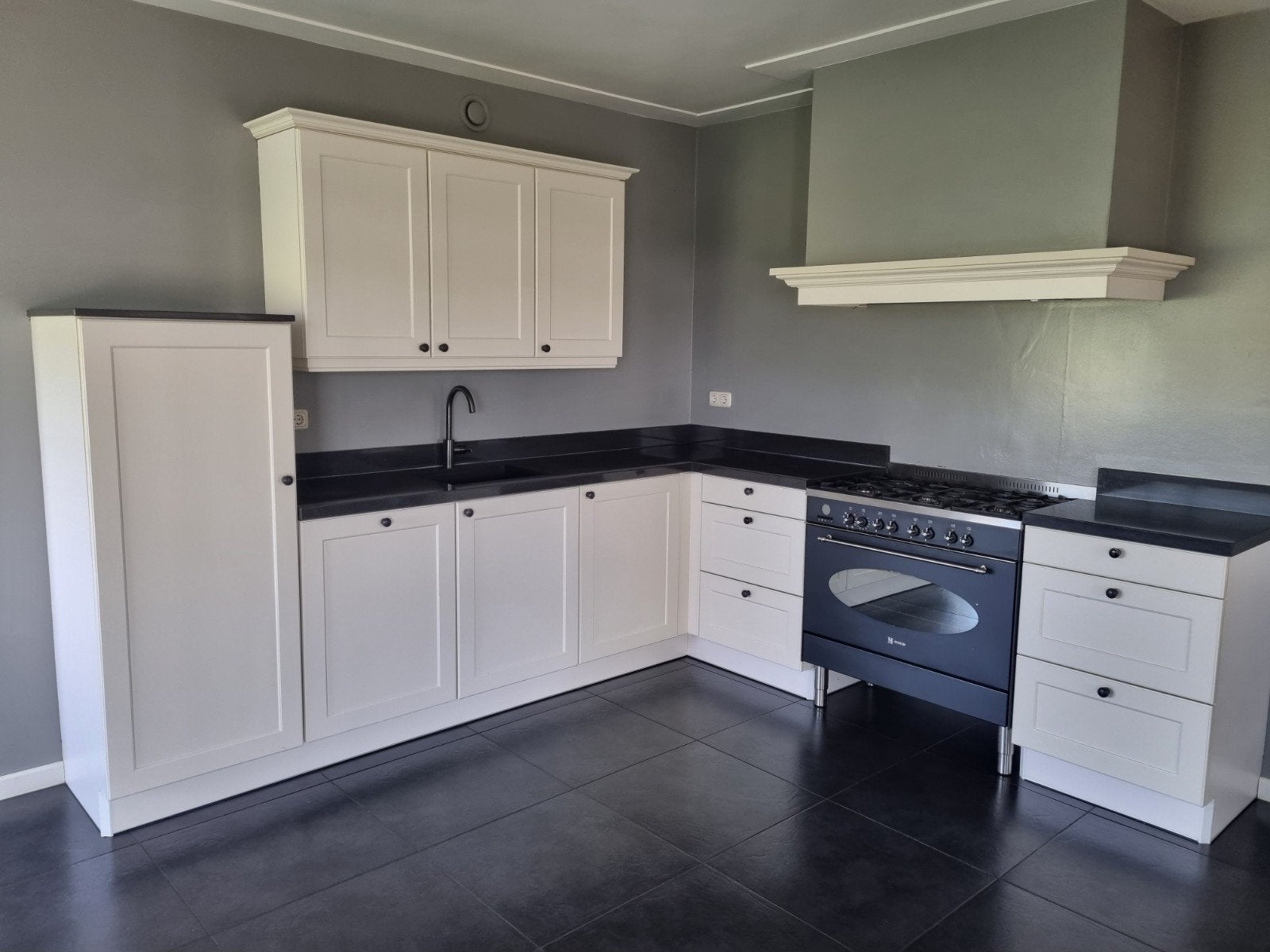 Complete Hoekkeuken met  Apparatuur, Huis en Inrichting, Ophalen of Verzenden, Gebruikt, Wit, Hoekkeuken