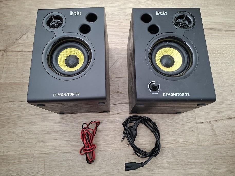 Hercules DJMonitor 32-2 x 15W Active DJ Monitor Speakers, Zo goed als nieuw, Minder dan 60 watt, Front, Rear of Stereo speakers
