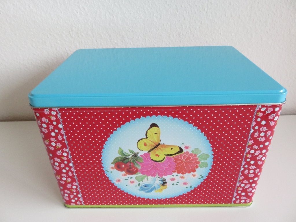 Groot koekblik, blik bont rood met vlinders en bloemen, Ophalen of Verzenden, Zo goed als nieuw, Koek(jes)