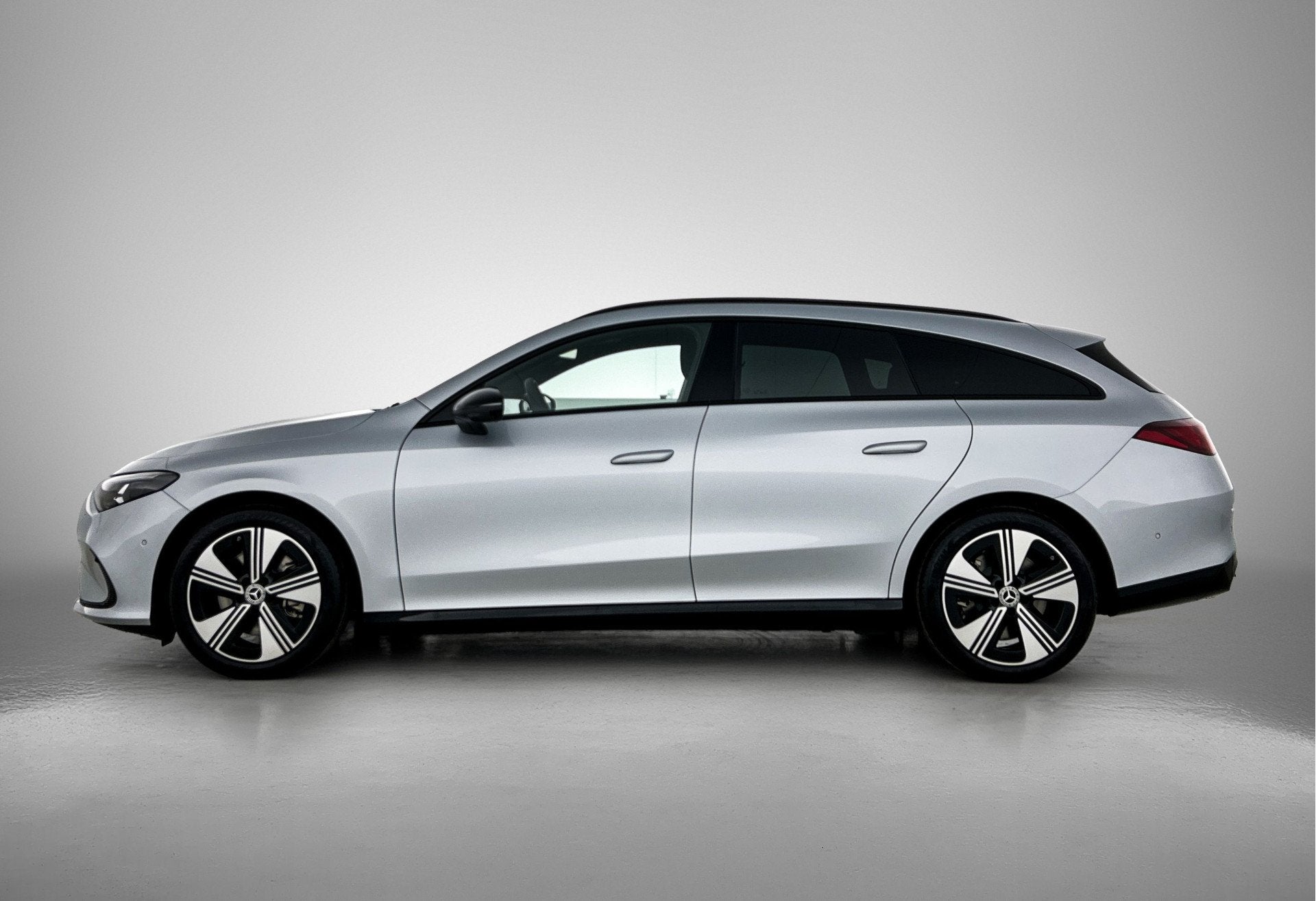Mercedes-Benz CLA-Klasse Shooting Brake 250+ Business Soluti, Auto's, Automaat, CLA, Achterwielaandrijving, Zwart