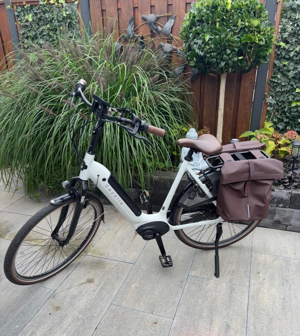 Grenoble c7 plus E bike, 55 tot 59 cm, Ophalen, Zo goed als nieuw, Gazelle