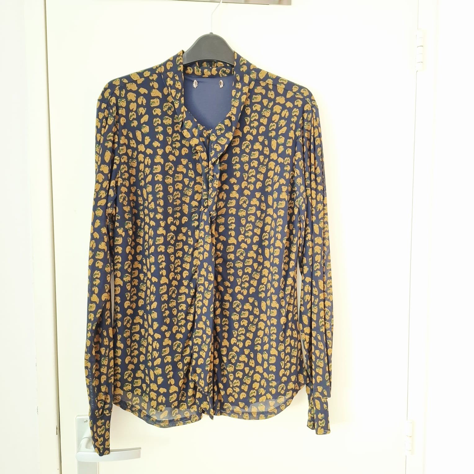 David & Alex, bruin/blauwe blouse met strikkraag - maat L, Blauw, Maat 42/44 (L), Ophalen of Verzenden, Zo goed als nieuw