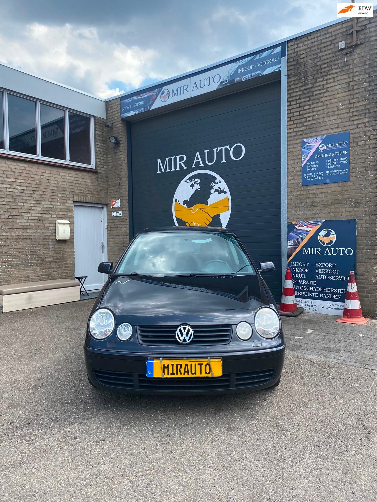 Volkswagen Polo 1.2-12V Highline, 1198 cc, Zwart, Bedrijf, Handgeschakeld