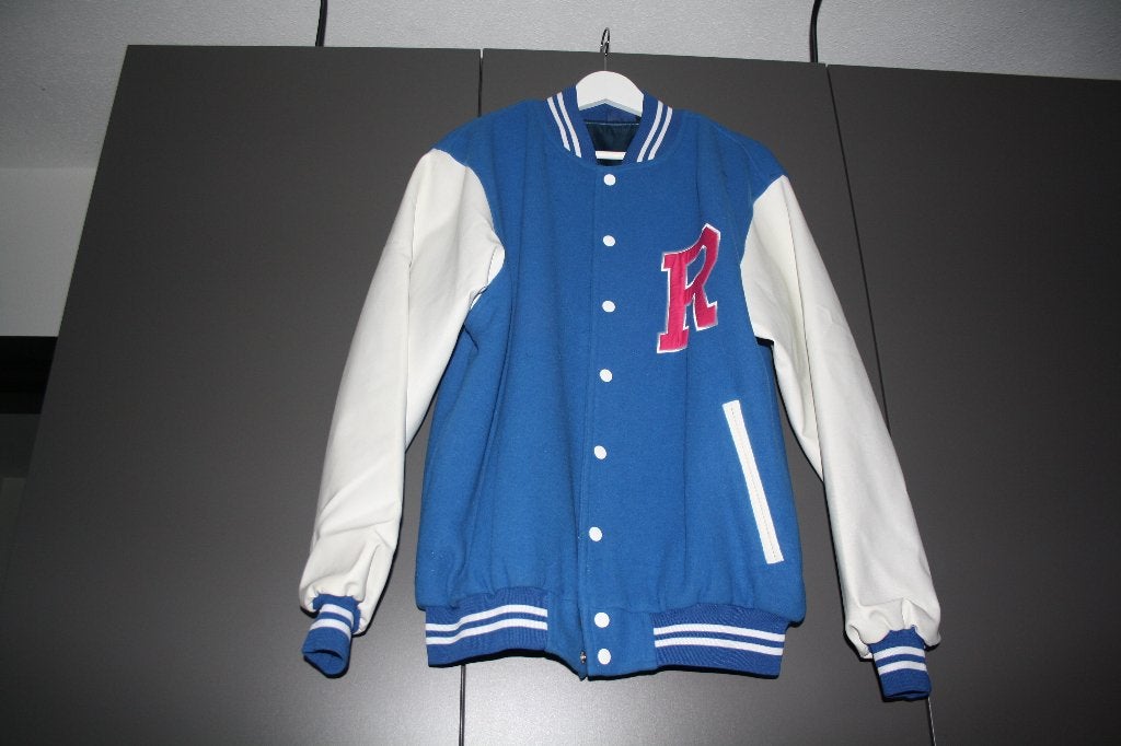Grease Musical College Jas - Maat M - Limited Edition, Verzamelen, Ophalen of Verzenden, Nieuw, Kleding