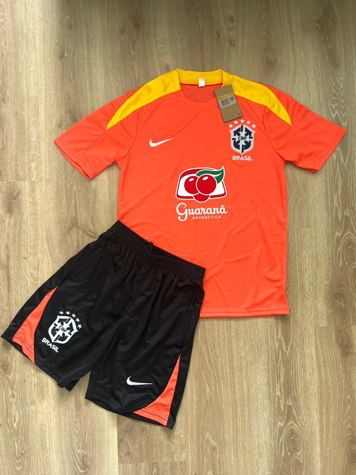 Brazilië trainingsset oranje Maat S, Nieuw, Oranje, Ophalen of Verzenden, Nike