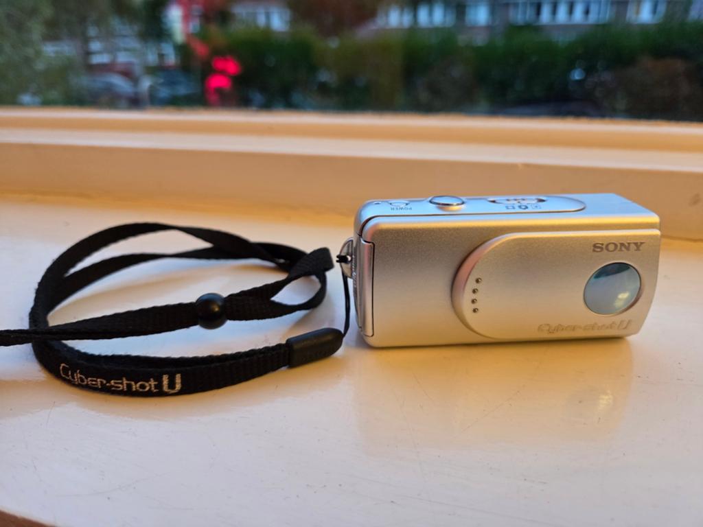 sony cyber-shot dsc U30, Compact, Ophalen of Verzenden, Zo goed als nieuw, 2 Megapixel