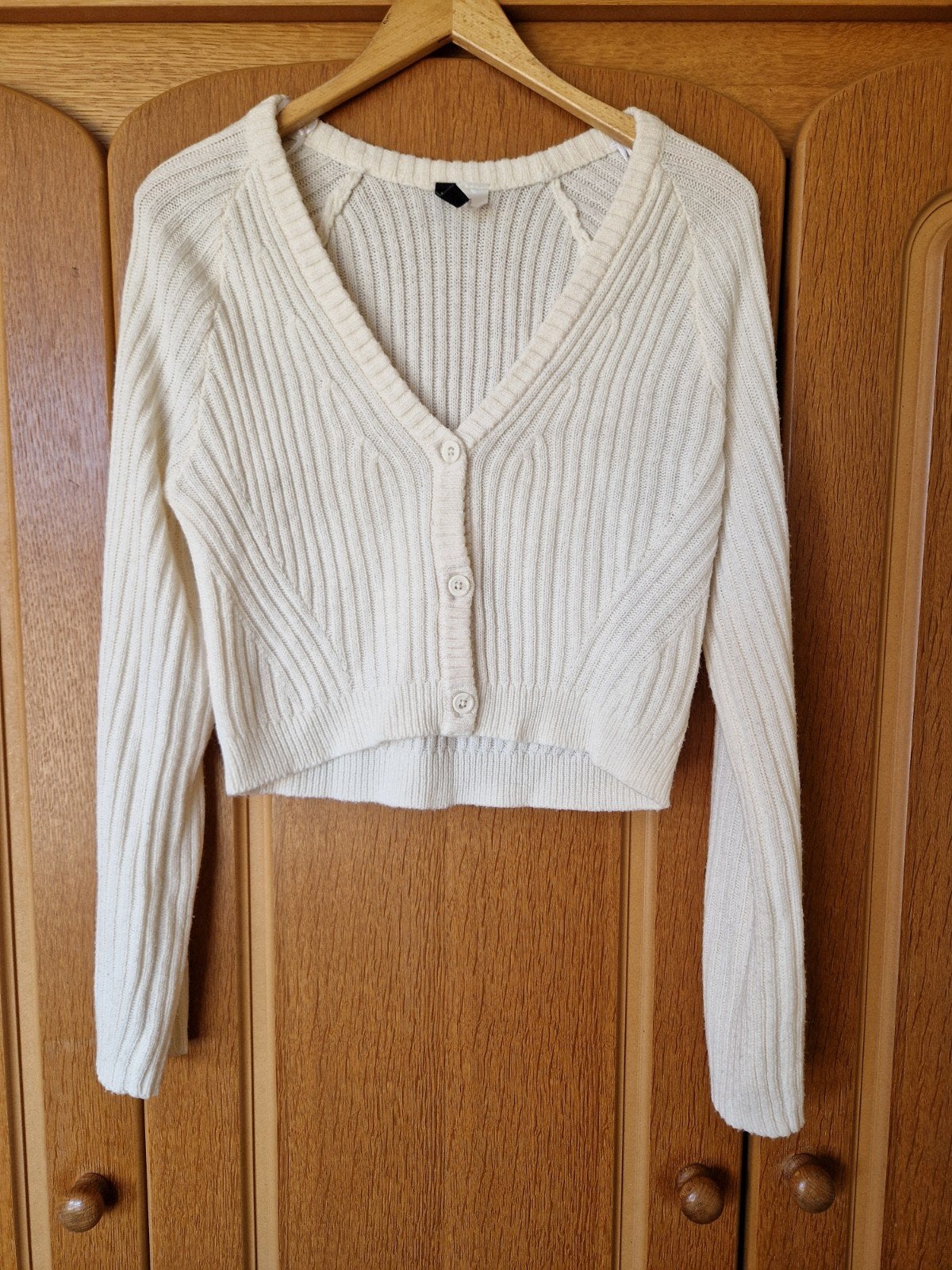 Gebreid vestje van Divided (H&M) - Crème - Maat XS, Divided (H&M), Ophalen of Verzenden, Gedragen, Maat 34 (XS) of kleiner