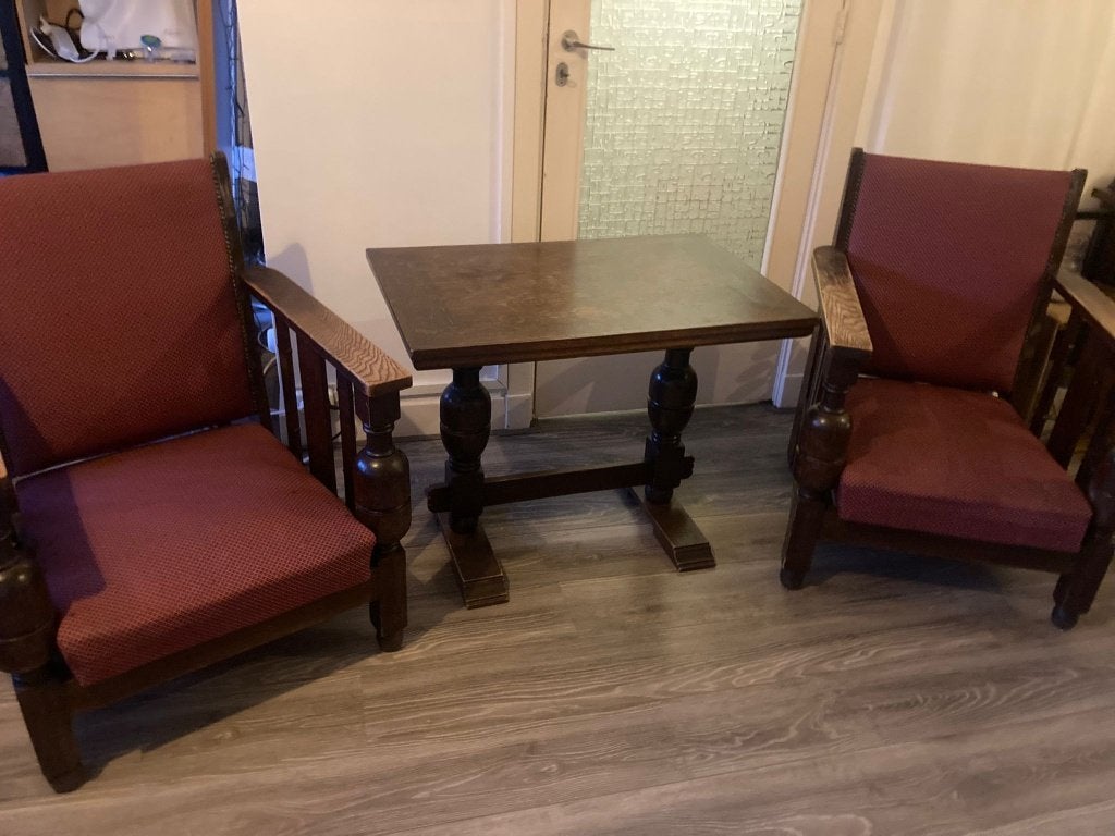 Antieke pastoorsset stoelen + tafel, Ophalen