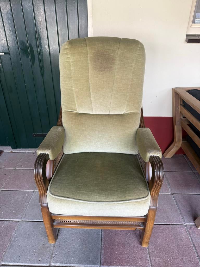 Groene fauteuil met houten frame, Ophalen, Gebruikt, 75 tot 100 cm, 50 tot 75 cm