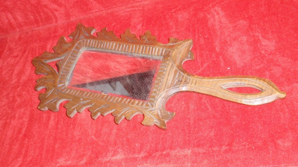 Oud houten handspiegel met geslepen boordje, Antiek en Kunst, Ophalen of Verzenden, Rechthoekig, Minder dan 50 cm, Minder dan 100 cm